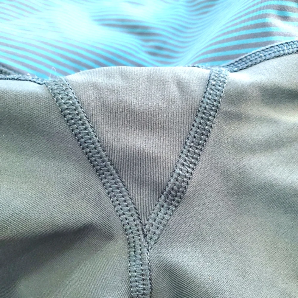 Lululemon Rebel Runner Crop Dark Fuel  Forage Teal Size:6